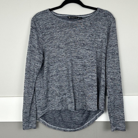 Athleta Tops - Athleta Breezy Long Sleeve  Size Small Navy Sweatshirt yoga activewear